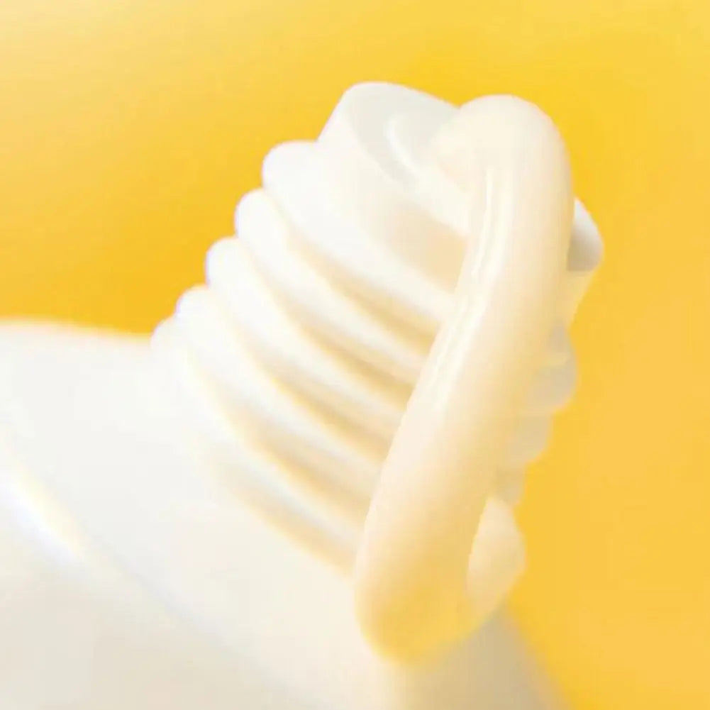 Brightening Spot-Fading Face Cream Dark Spots Moisturizes Brightens Minimizes Pores Improve Dullness Pigmentation Soothe